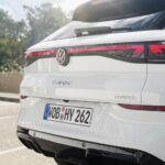 Volkswagen, l’efficienza corre su due strade: il full hybrid arriva su Golf e T-Roc, Mission Efficiency guarda al futuro