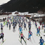 GRANFONDOVALCASIES 2027, GIÀ 24 NAZIONI. LA 43.a CELEBRA IL FINISHER NR. 80.000!